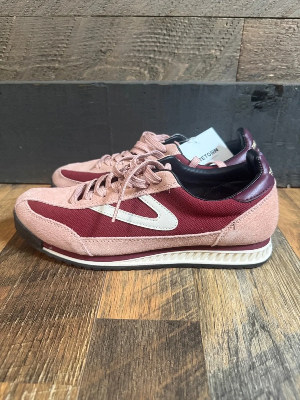 Tretorn Rawlins 2.0 Burgundy Pink Suede Sneakers Size 8.5 Women NWT - Picture 6 of 9